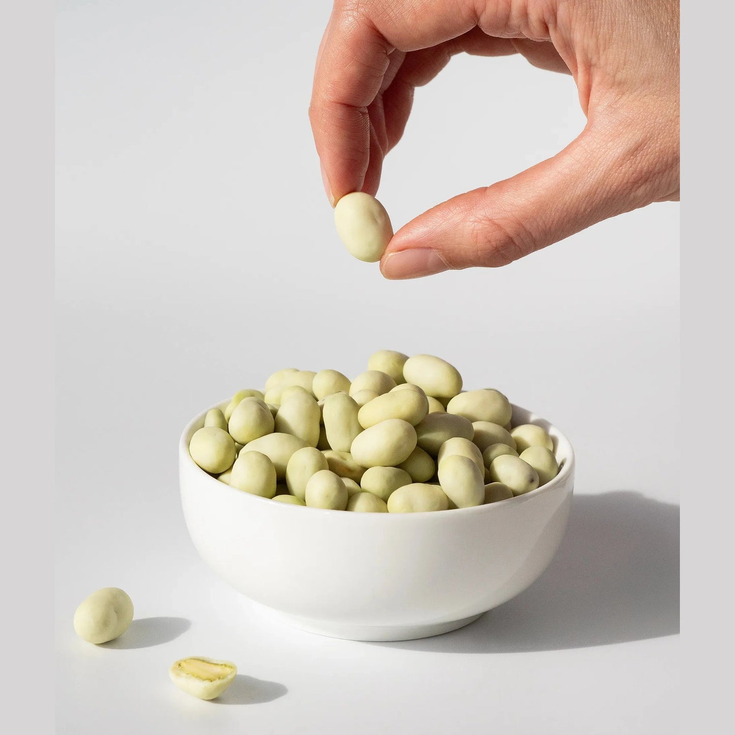 Vilgain Pistasjnøtter med sjokoladeovertrekk – hvit sjokolade - 250g